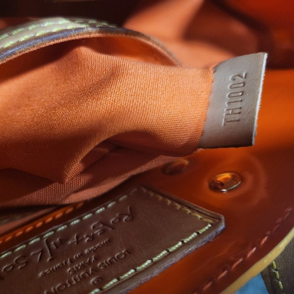 RARE LOUIS VUITTON x ROBERT WILSON READE MONOGRAM VERNIS TOTE PM LIMITED.. - Picture 7 of 9